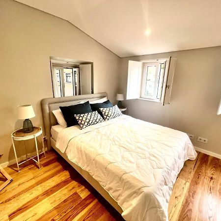 Discover Lisbons History - Stylish Apartment In Alfama エクステリア 写真