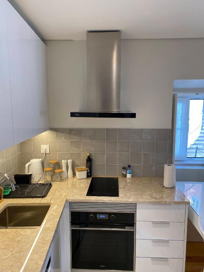 Discover Lisbons History - Stylish Apartment In Alfama エクステリア 写真
