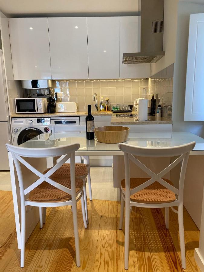 Discover Lisbons History - Stylish Apartment In Alfama エクステリア 写真